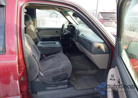 2002 Chevrolet Tahoe Ls z USA, uszkodzony, nr VIN 1GNEK13Z42J315422